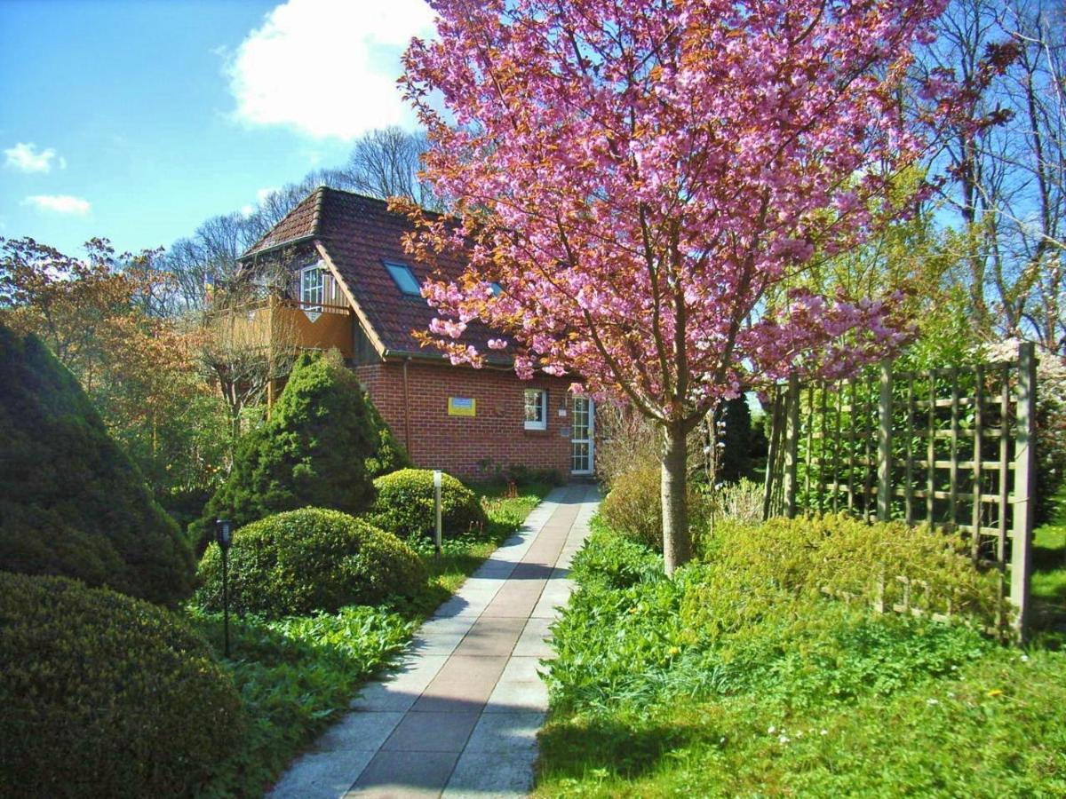 Ostsee Hotel-Pension An Der Lindenallee Bad Doberan Dış mekan fotoğraf