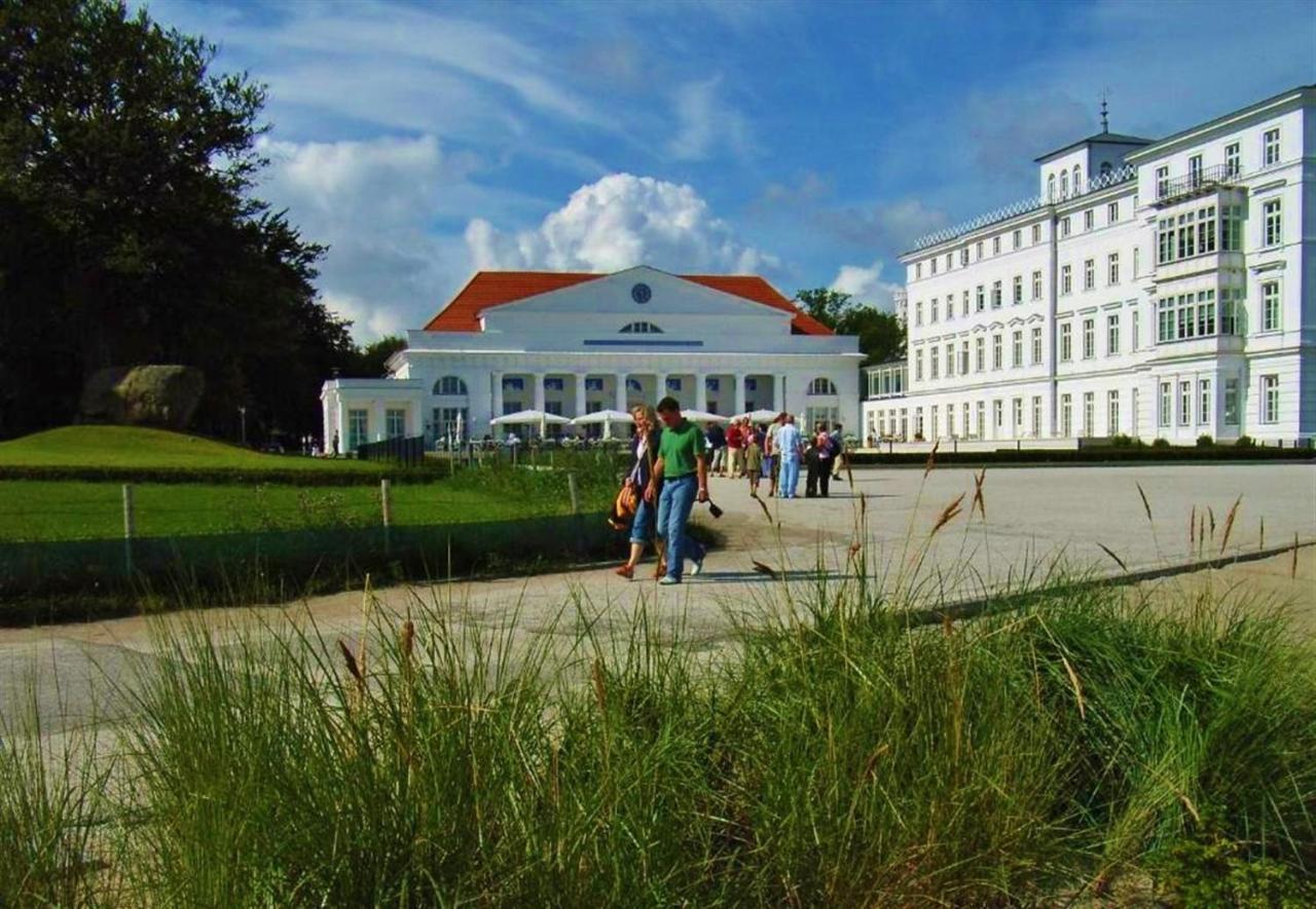 Ostsee Hotel-Pension An Der Lindenallee Bad Doberan Dış mekan fotoğraf